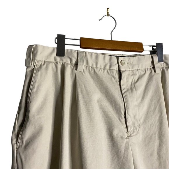 Eddie Bauer Men's Light Tan Straight Leg Chino Pants - Picture 4 of 11